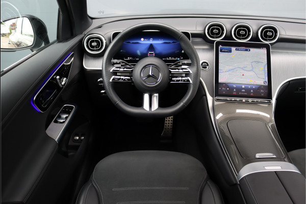 Mercedes-Benz GLC 400e 4MATIC AMG Line Aut9 | Distronic Pro | Memory | Trekhaak | Verwarmd Stuurwiel | Panoramadak | Nightpakket | Camera | Dodehoekassistent |