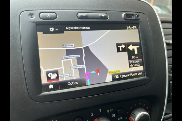 Renault Trafic 2.0 dCi 120pk L2 Work Edition Lease €253p/m, 2x Schuifdeur, Trekhaak, Airco, Navi, PDC, Led, Cruise controle, Onderhoudshistorie aanwezig