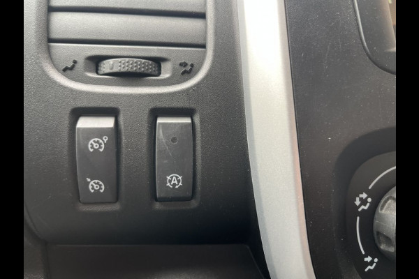 Renault Trafic 2.0 dCi 120pk L2 Work Edition Lease €253p/m, 2x Schuifdeur, Trekhaak, Airco, Navi, PDC, Led, Cruise controle, Onderhoudshistorie aanwezig