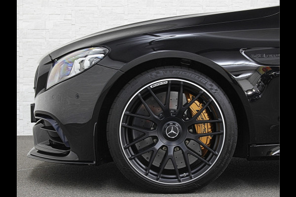 Mercedes-Benz C-Klasse Coupé 63 S AMG | Keramisch | Schaalstoelen | Carbon | AMG Driver's Package | Aero-Pakket | Panorama | Burmester | Multi-Beam LED | Memory | ACC | Rij-Assistentie Pakket | Keyless-Go | Sfeerverlichting | Carplay |