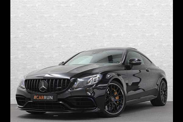 Mercedes-Benz C-Klasse Coupé 63 S AMG | Keramisch | Schaalstoelen | Carbon | AMG Driver's Package | Aero-Pakket | Panorama | Burmester | Multi-Beam LED | Memory | ACC | Rij-Assistentie Pakket | Keyless-Go | Sfeerverlichting | Carplay |