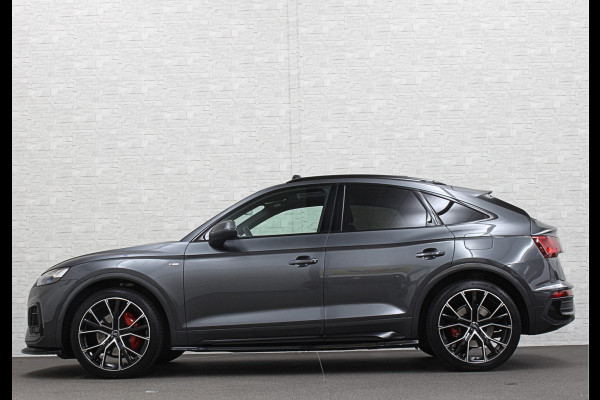 Audi Q5 Sportback S-Line | Luchtvering | Panorama | Carbon | Head-Up | Trekhaak | Keyless-Entry | Leder | Matrix-LED | Black-Optic | Standkachel | Virtual-Cockpit | Carplay | Getint Glas | Stoelverwarming | Zwarte Hemel | Draadloos Laden |