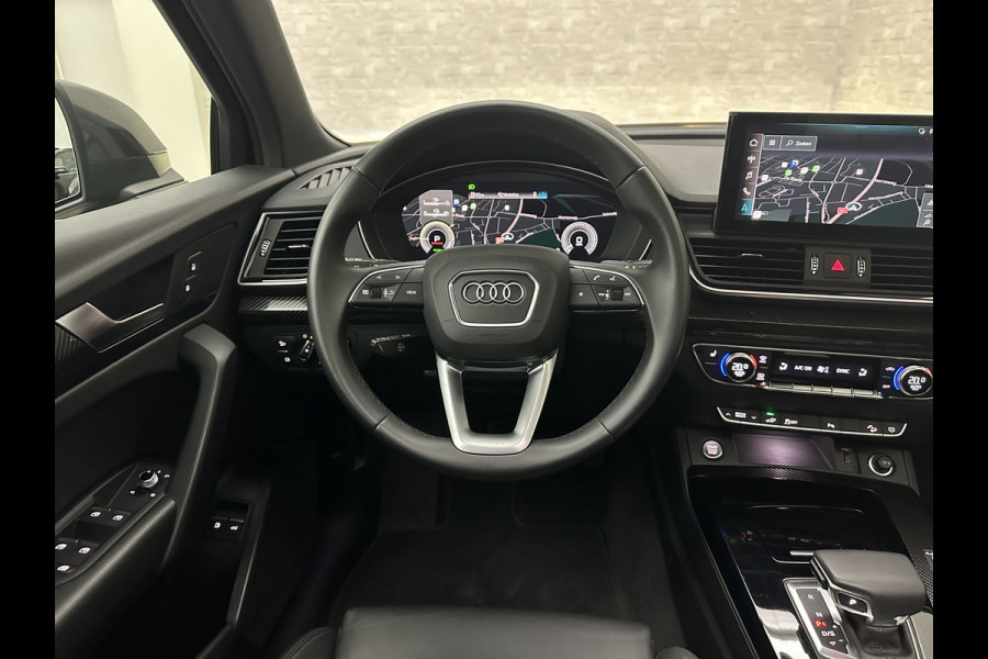 Audi Q5 Sportback S-Line | Luchtvering | Panorama | Carbon | Head-Up | Trekhaak | Keyless-Entry | Leder | Matrix-LED | Black-Optic | Standkachel | Virtual-Cockpit | Carplay | Getint Glas | Stoelverwarming | Zwarte Hemel | Draadloos Laden |