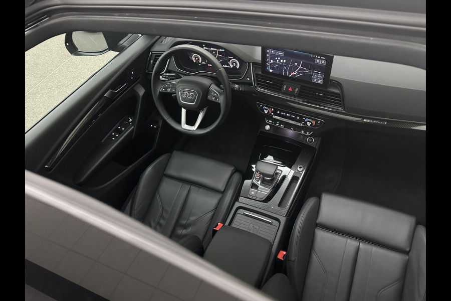 Audi Q5 Sportback S-Line | Luchtvering | Panorama | Carbon | Head-Up | Trekhaak | Keyless-Entry | Leder | Matrix-LED | Black-Optic | Standkachel | Virtual-Cockpit | Carplay | Getint Glas | Stoelverwarming | Zwarte Hemel | Draadloos Laden |