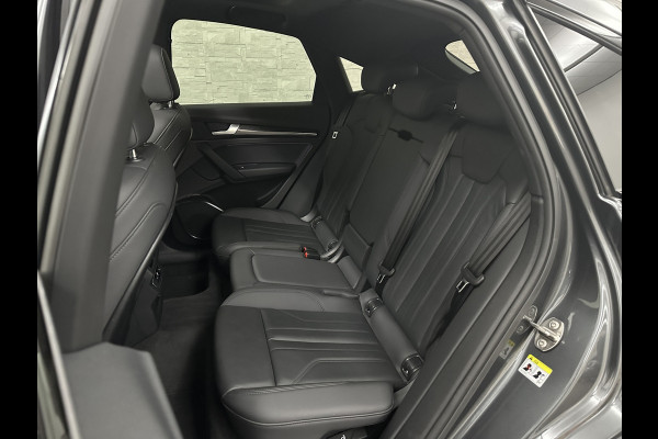 Audi Q5 Sportback S-Line | Luchtvering | Panorama | Carbon | Head-Up | Trekhaak | Keyless-Entry | Leder | Matrix-LED | Black-Optic | Standkachel | Virtual-Cockpit | Carplay | Getint Glas | Stoelverwarming | Zwarte Hemel | Draadloos Laden |