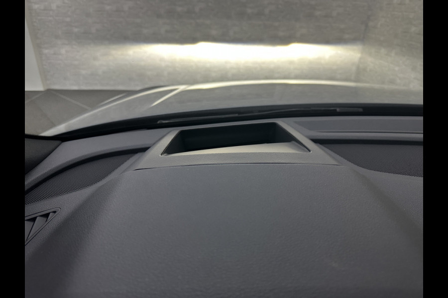 Audi Q5 Sportback S-Line | Luchtvering | Panorama | Carbon | Head-Up | Trekhaak | Keyless-Entry | Leder | Matrix-LED | Black-Optic | Standkachel | Virtual-Cockpit | Carplay | Getint Glas | Stoelverwarming | Zwarte Hemel | Draadloos Laden |