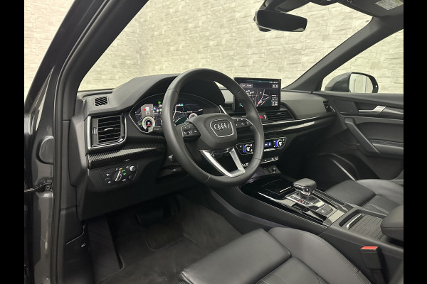 Audi Q5 Sportback S-Line | Luchtvering | Panorama | Carbon | Head-Up | Trekhaak | Keyless-Entry | Leder | Matrix-LED | Black-Optic | Standkachel | Virtual-Cockpit | Carplay | Getint Glas | Stoelverwarming | Zwarte Hemel | Draadloos Laden |