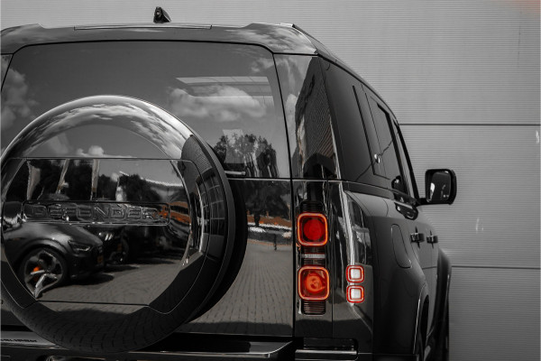 Land Rover Defender 110 3.0 P400 X HSE Pano Meridian ACC Standkachel Trekhaak 22"
