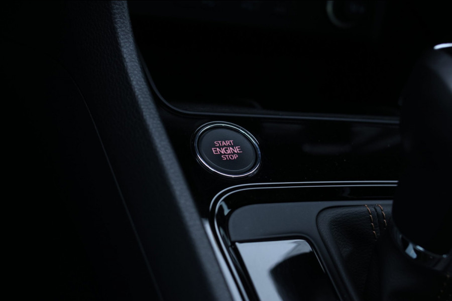 CUPRA Ateca 2.0 TSI 4DRIVE Limited Edition *Pano*Akra*Carbon*Kuipstoelen*360 Camera*Beats*