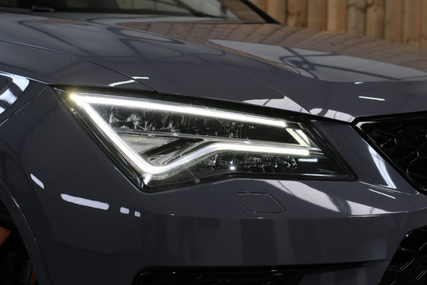 CUPRA Ateca 2.0 TSI 4DRIVE Limited Edition *Pano*Akra*Carbon*Kuipstoelen*360 Camera*Beats*