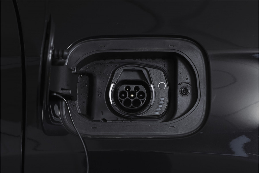 Jeep Compass 4xe 240 Plug-in Hybrid Electric 80th Anniversary | Dig. Cockpit | Adapt. Cruise | PDC | 360 Camera | NAV + App. Connect | ECC | Elek. Klep | |