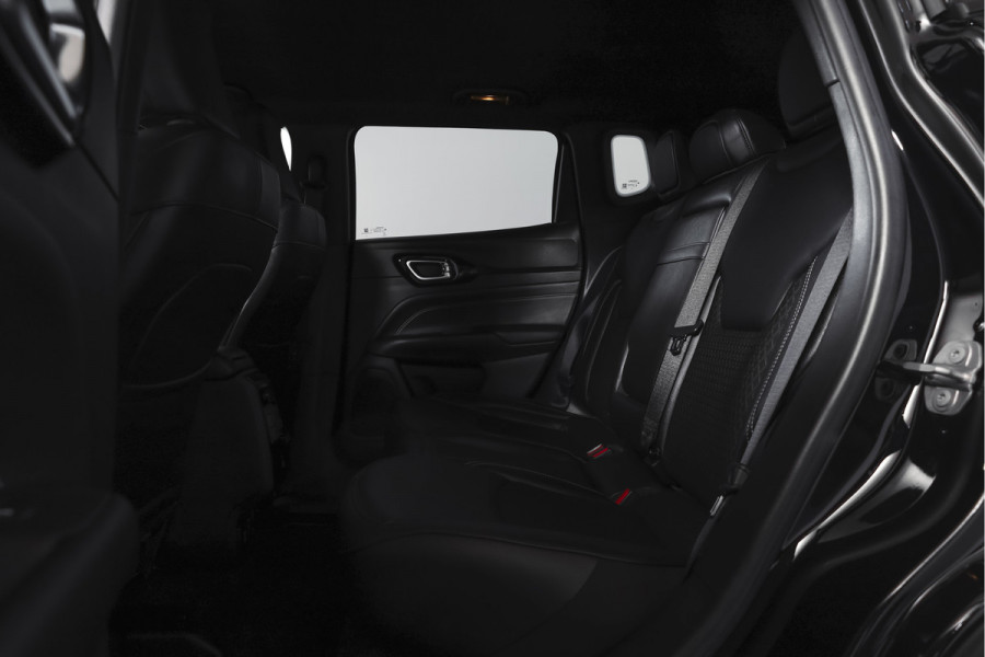 Jeep Compass 4xe 240 Plug-in Hybrid Electric 80th Anniversary | Dig. Cockpit | Adapt. Cruise | PDC | 360 Camera | NAV + App. Connect | ECC | Elek. Klep | |