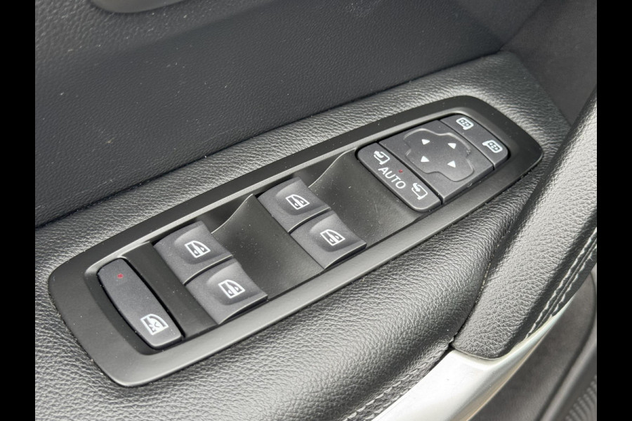 Renault Kadjar 1.3 TCe Intens LEDER | TREKHAAK | FULL LED