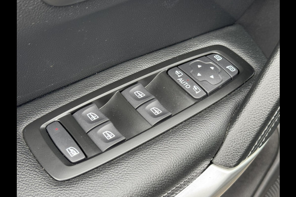Renault Kadjar 1.3 TCe Intens LEDER | TREKHAAK | FULL LED