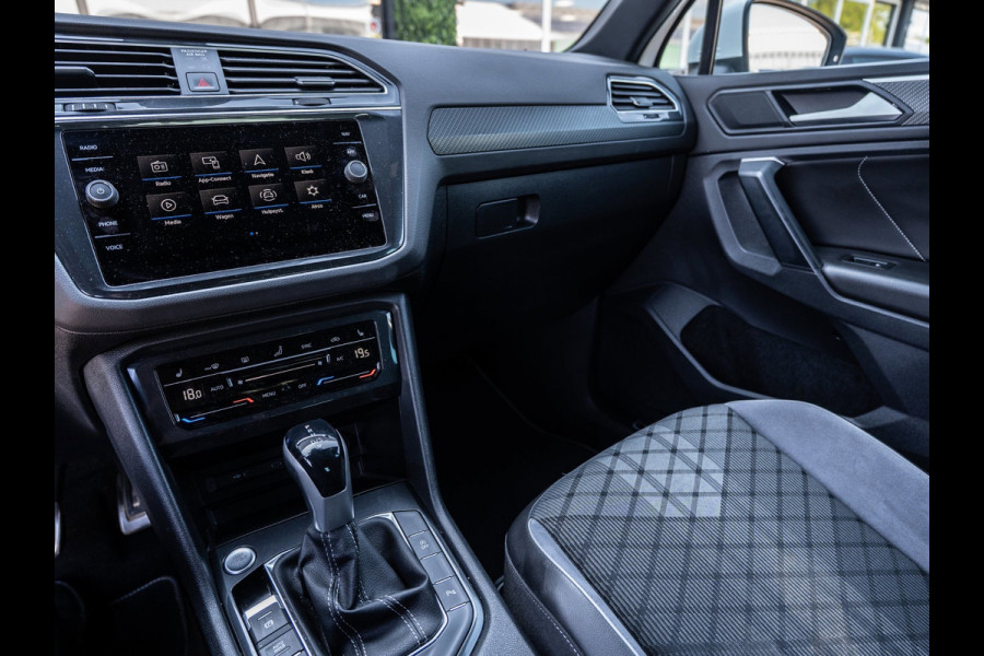 Volkswagen Tiguan 1.5 TSI 150PK DSG R-Line | Keyless | Camera | Winter Pack | BTW