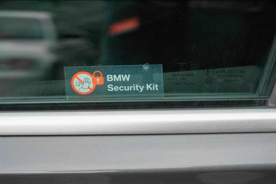 BMW 3 Serie Touring 320i Edition M Sport Shadow Executive