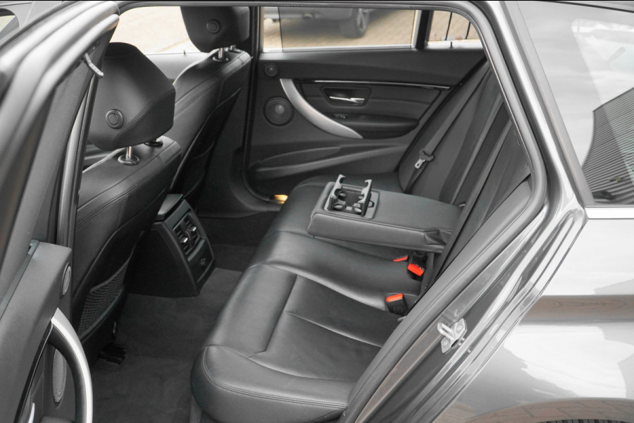 BMW 3 Serie Touring 320i Edition M Sport Shadow Executive