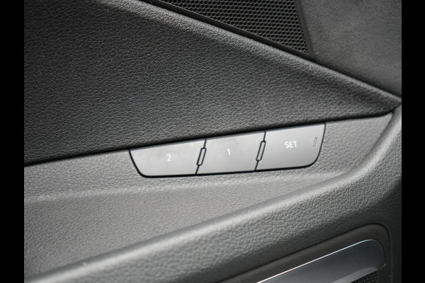 Audi e-tron 50 Quattro Black Edition 313pk Dealer O.H. | Luchtvering | Trekhaak | Camera | Head Up | Lederen Sportstoelen Memory & Verwarmd | Bang & Olufsen | Cruise Control | Keyless | Sfeerverlichting | Apple Carplay | Navigatie | DAB | 21''L.M |