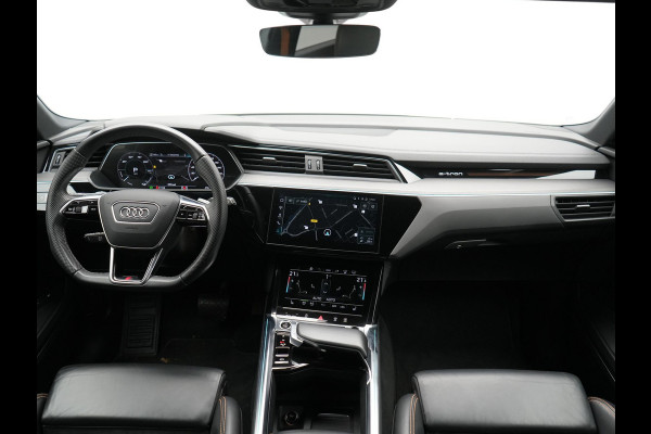 Audi e-tron 50 Quattro Black Edition 313pk Dealer O.H. | Luchtvering | Trekhaak | Camera | Head Up | Lederen Sportstoelen Memory & Verwarmd | Bang & Olufsen | Cruise Control | Keyless | Sfeerverlichting | Apple Carplay | Navigatie | DAB | 21''L.M |