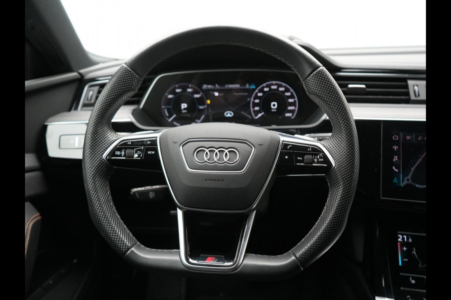 Audi e-tron 50 Quattro Black Edition 313pk Dealer O.H. | Luchtvering | Trekhaak | Camera | Head Up | Lederen Sportstoelen Memory & Verwarmd | Bang & Olufsen | Cruise Control | Keyless | Sfeerverlichting | Apple Carplay | Navigatie | DAB | 21''L.M |