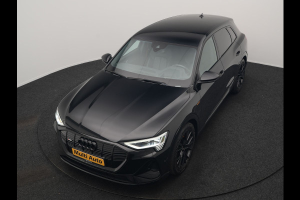 Audi e-tron 50 Quattro Black Edition 313pk Dealer O.H. | Luchtvering | Trekhaak | Camera | Head Up | Lederen Sportstoelen Memory & Verwarmd | Bang & Olufsen | Cruise Control | Keyless | Sfeerverlichting | Apple Carplay | Navigatie | DAB | 21''L.M |