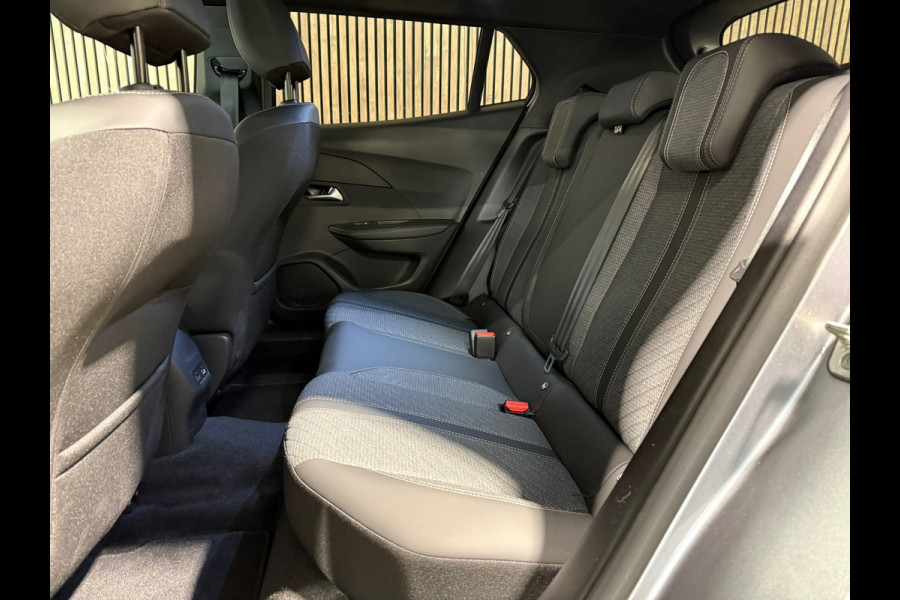 Peugeot 2008 1.2 Hybrid 145 GT Line Automaat Cruise Navi virtual cockpit