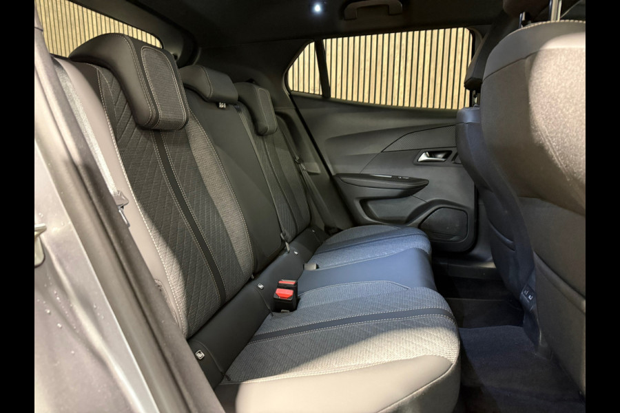 Peugeot 2008 1.2 Hybrid 145 GT Line Automaat Cruise Navi virtual cockpit
