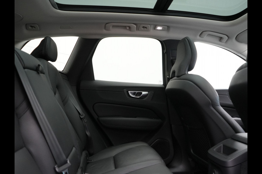 Volvo XC60 T6 AWD Plus Dark PHEV 350pk Dealer O.H. | Trekhaak Af Fabriek | Panodak | 360 Camera | Adaptive Cruise | Lederen Sportstoelen Memory & Verwarmd | 20'' L.M. | Keyless | Blis | Google Assistant | Apple Carplay | Stuur Verwarmd | DAB  | Plug In Hybrid |