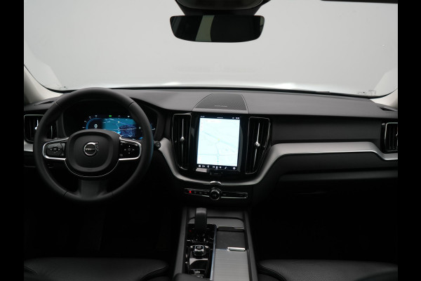 Volvo XC60 T6 AWD Plus Dark PHEV 350pk Dealer O.H. | Trekhaak Af Fabriek | Panodak | 360 Camera | Adaptive Cruise | Lederen Sportstoelen Memory & Verwarmd | 20'' L.M. | Keyless | Blis | Google Assistant | Apple Carplay | Stuur Verwarmd | DAB  | Plug In Hybrid |
