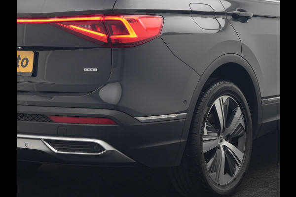 Seat Tarraco 1.4 TSI e-Hybrid Xcellence PHEV 245pk Dealer O.H. | Trekhaak Af Fabriek | Adaptive Cruise | Camera | Alcantara Sportstoelen Verwarmd | Apple Carplay | Keyless | Blis | Stuur Verwarmd | Navigatie | DAB | Plug In Hybrid |