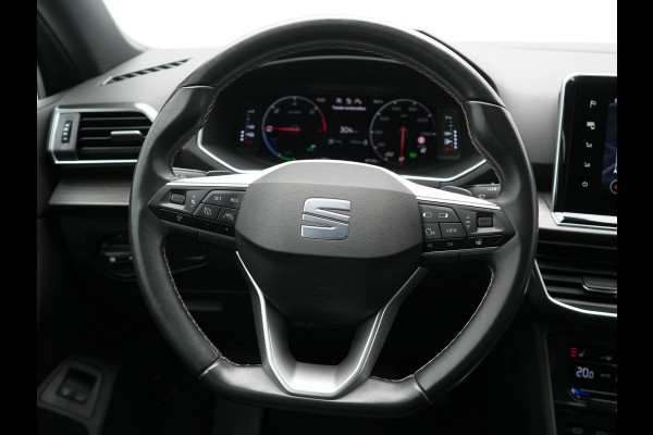 Seat Tarraco 1.4 TSI e-Hybrid Xcellence PHEV 245pk Dealer O.H. | Trekhaak Af Fabriek | Adaptive Cruise | Camera | Alcantara Sportstoelen Verwarmd | Apple Carplay | Keyless | Blis | Stuur Verwarmd | Navigatie | DAB | Plug In Hybrid |