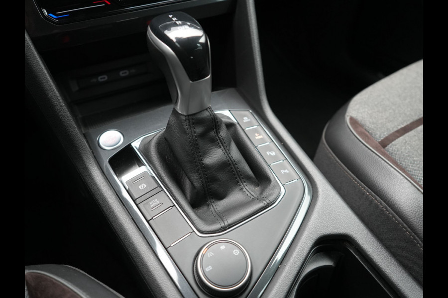 Seat Tarraco 1.4 TSI e-Hybrid Xcellence PHEV 245pk Dealer O.H. | Trekhaak Af Fabriek | Adaptive Cruise | Camera | Alcantara Sportstoelen Verwarmd | Apple Carplay | Keyless | Blis | Stuur Verwarmd | Navigatie | DAB | Plug In Hybrid |