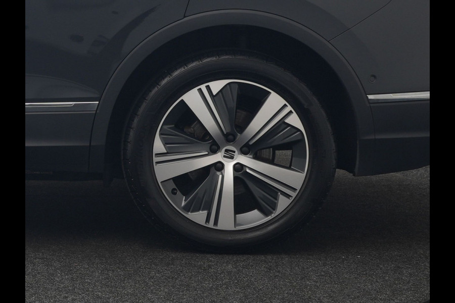 Seat Tarraco 1.4 TSI e-Hybrid Xcellence PHEV 245pk Dealer O.H. | Trekhaak Af Fabriek | Adaptive Cruise | Camera | Alcantara Sportstoelen Verwarmd | Apple Carplay | Keyless | Blis | Stuur Verwarmd | Navigatie | DAB | Plug In Hybrid |