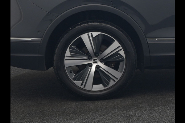 Seat Tarraco 1.4 TSI e-Hybrid Xcellence PHEV 245pk Dealer O.H. | Trekhaak Af Fabriek | Adaptive Cruise | Camera | Alcantara Sportstoelen Verwarmd | Apple Carplay | Keyless | Blis | Stuur Verwarmd | Navigatie | DAB | Plug In Hybrid |