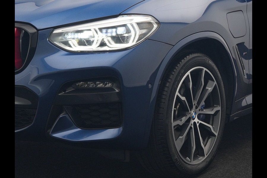 BMW X3 xDrive30e M Sport PHEV 293pk Dealer O.H. | Trekhaak Af Fabriek | Head Up | Cruise Control | Camera | Sportstoelen Verwarmd | Harman & Kardon | Keyless | Blis | Apple Carplay | Sfeerverlichting | 20''L.M. | Navigatie | DAB | Plug In Hybrid |