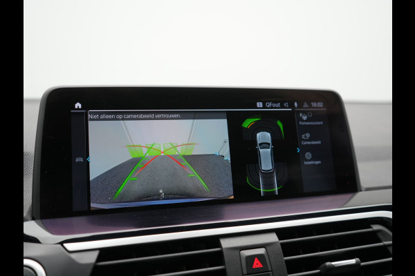 BMW X3 xDrive30e M Sport PHEV 293pk Dealer O.H. | Trekhaak Af Fabriek | Head Up | Cruise Control | Camera | Sportstoelen Verwarmd | Harman & Kardon | Keyless | Blis | Apple Carplay | Sfeerverlichting | 20''L.M. | Navigatie | DAB | Plug In Hybrid |