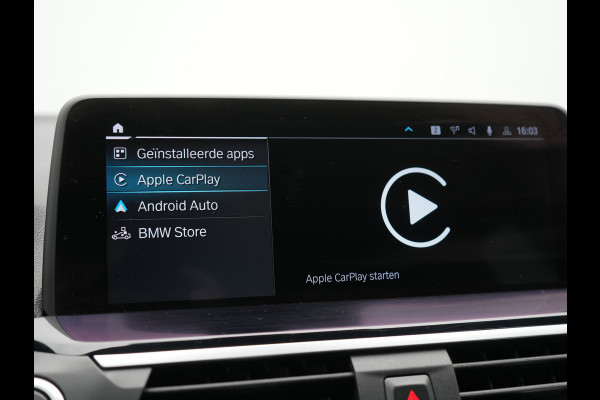 BMW X3 xDrive30e M Sport PHEV 293pk Dealer O.H. | Trekhaak Af Fabriek | Head Up | Cruise Control | Camera | Sportstoelen Verwarmd | Harman & Kardon | Keyless | Blis | Apple Carplay | Sfeerverlichting | 20''L.M. | Navigatie | DAB | Plug In Hybrid |