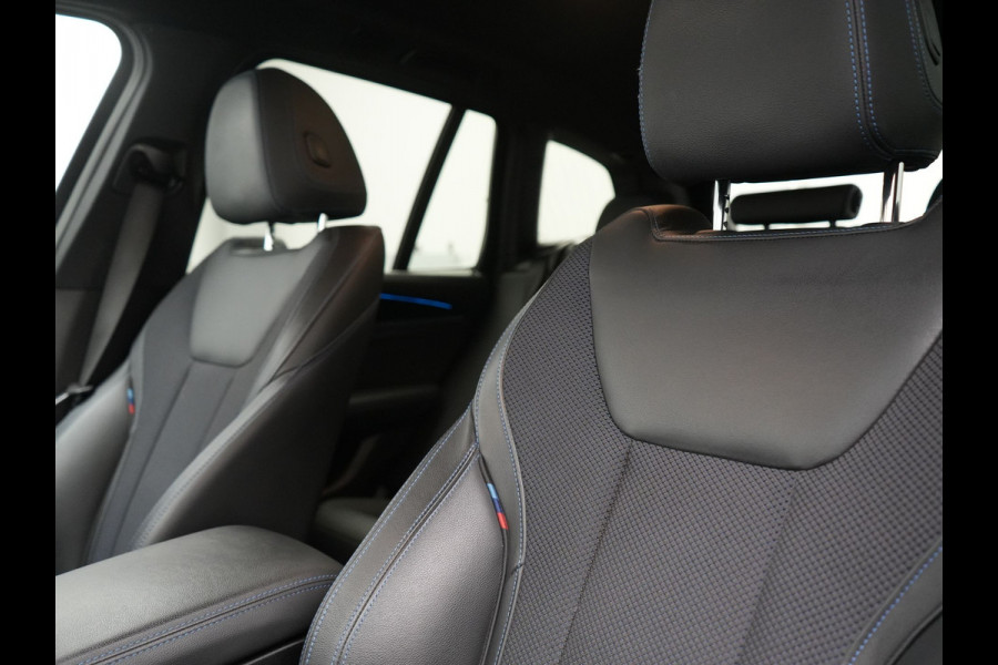 BMW X3 xDrive30e M Sport PHEV 293pk Dealer O.H. | Trekhaak Af Fabriek | Head Up | Cruise Control | Camera | Sportstoelen Verwarmd | Harman & Kardon | Keyless | Blis | Apple Carplay | Sfeerverlichting | 20''L.M. | Navigatie | DAB | Plug In Hybrid |