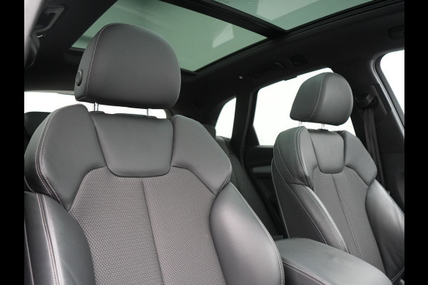 Audi Q5 50 TFSI e S Line PHEV 300pk Dealer O.H. | Trekhaak Af Fabriek | Panodak | 360 Camera | Adaptive Cruise | Sportstoelen Memory & Verwarmd | Park Assist | Navigatie | DAB | Standkachel | Plug In Hybrid |