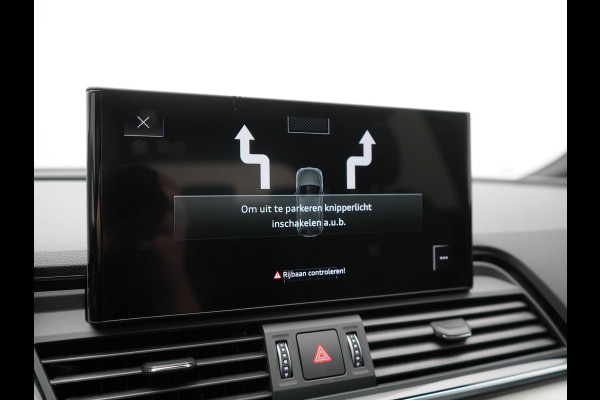 Audi Q5 50 TFSI e S Line PHEV 300pk Dealer O.H. | Trekhaak Af Fabriek | Panodak | 360 Camera | Adaptive Cruise | Sportstoelen Memory & Verwarmd | Park Assist | Navigatie | DAB | Standkachel | Plug In Hybrid |