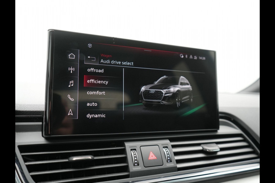 Audi Q5 50 TFSI e S Line PHEV 300pk Dealer O.H. | Trekhaak Af Fabriek | Panodak | 360 Camera | Adaptive Cruise | Sportstoelen Memory & Verwarmd | Park Assist | Navigatie | DAB | Standkachel | Plug In Hybrid |