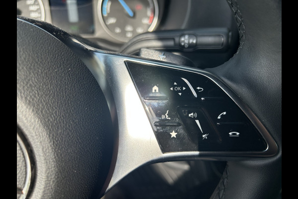 Mercedes-Benz eSprinter 320 L3 Select 81kWh / Snel laden 115kw / Trekhaak / Distronic / MBUX / Smartphone-intergratie / 270 Graden achterdeuren