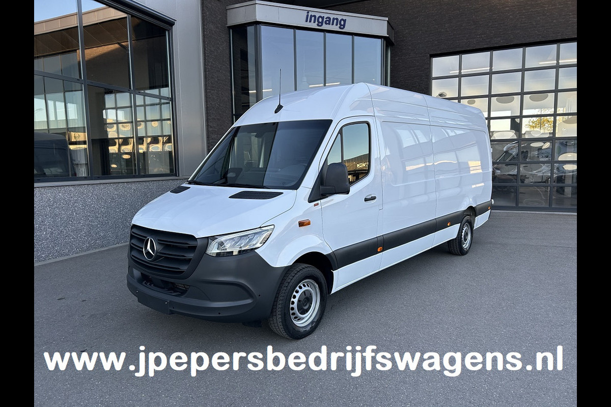 Mercedes-Benz Sprinter 317 CDI L3 H2 Pro LED / MBUX / Navigatie / Camera / Parkeersensoren / Cruise control / Airco / 270 Graden achterdeuren