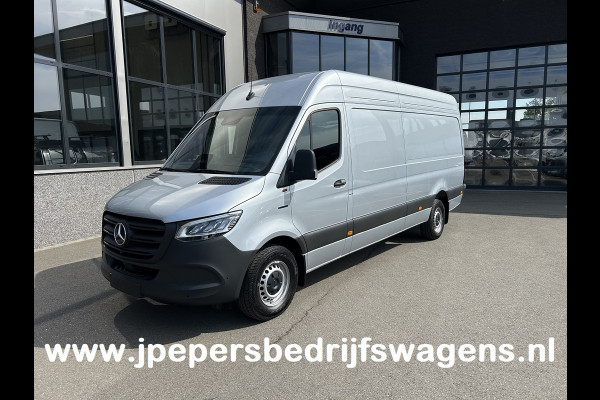Mercedes-Benz eSprinter 320 L3 Select 81kWh / Snel laden 115kw / Trekhaak / Distronic / MBUX / Smartphone-intergratie / 270 Graden achterdeuren