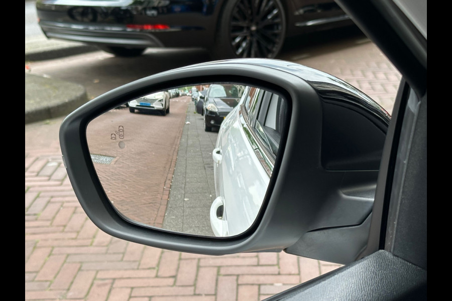 Opel Corsa 1.2 Ultimate Automaat Navi Camera Carplay Virtual