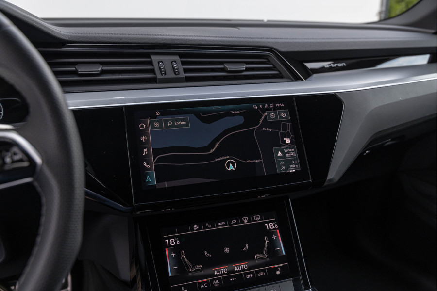 Audi Q8 e-tron 55 Quattro 408pk 115 kWh S-line Pano HuD B&O Trekhaak