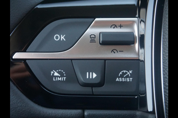Peugeot 408 1.6 HYbrid Allure Pack 225 EAT8 360 Camera