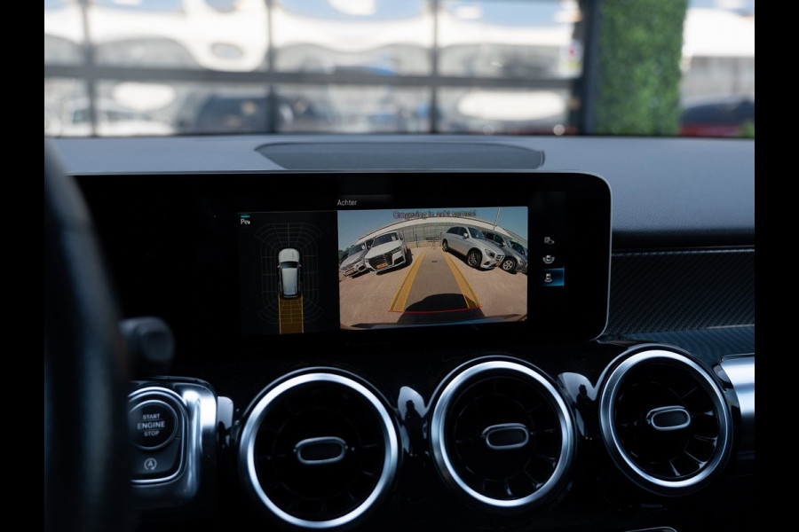 Mercedes-Benz Glb 200 Business Solution AMG | Camera | Carplay | Night Pack