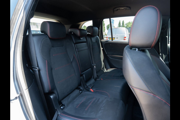 Mercedes-Benz Glb 200 Business Solution AMG | Camera | Carplay | Night Pack