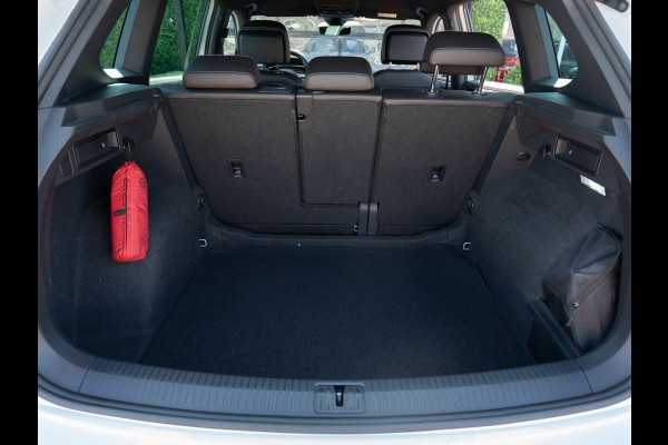 Volkswagen Tiguan 1.5 TSI 150PK DSG R-Line | Keyless | Camera | Winter Pack | BTW